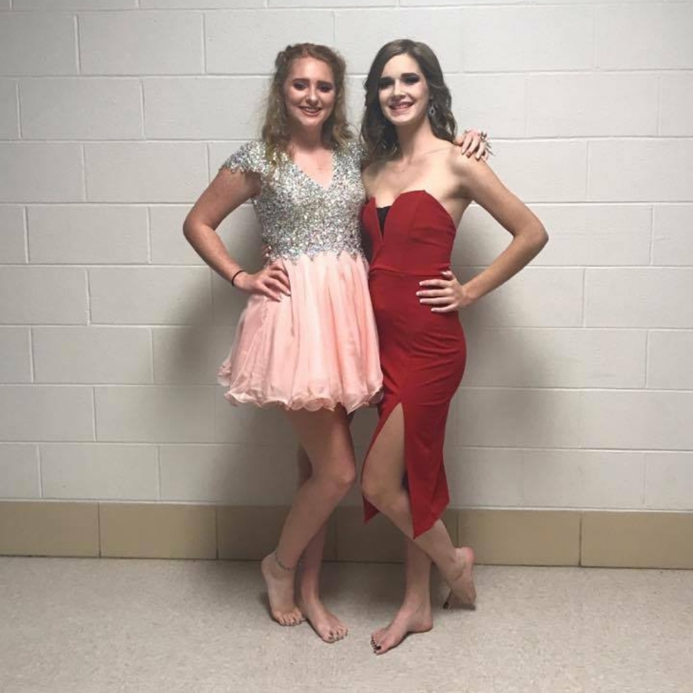 Homecoming dress - Picture 3 of 4
